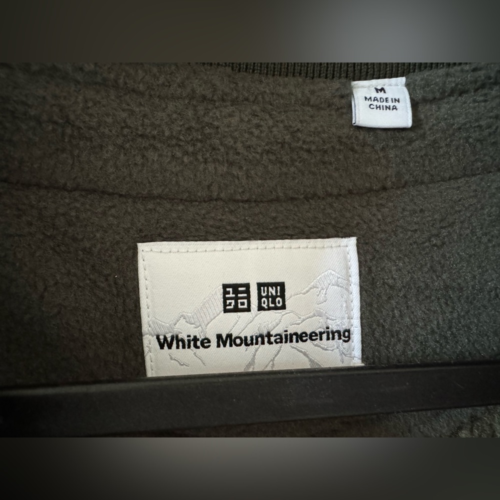 Uniqlo Olive Green Men's Jacket - Picture 4 of 5